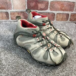 Merrell Chameleon 8 Stretch Womens hiking shoes boots size 6